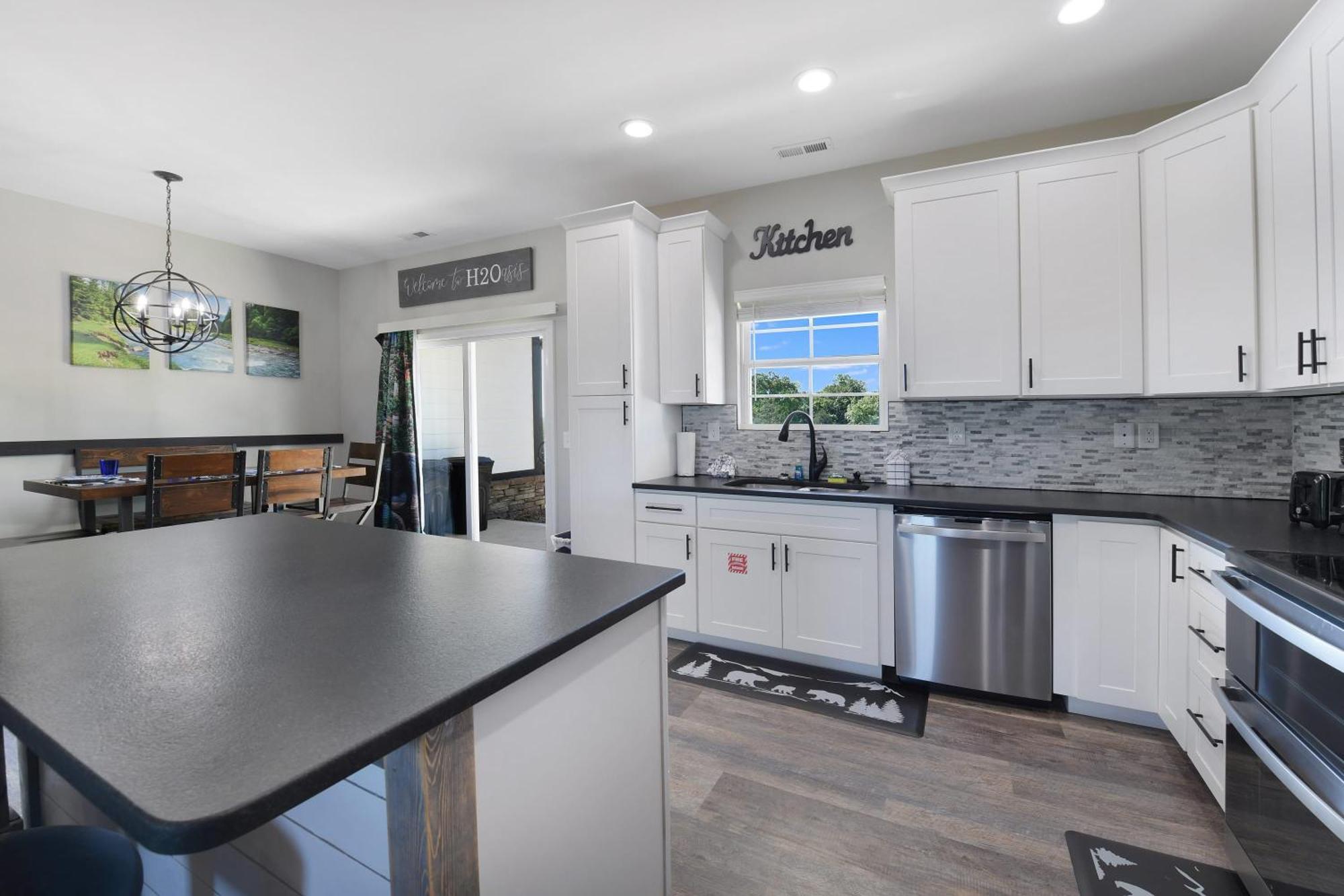 H2Oasis Incredible Pool Retreat With Mountains Views! Vila Sevierville Exterior foto
